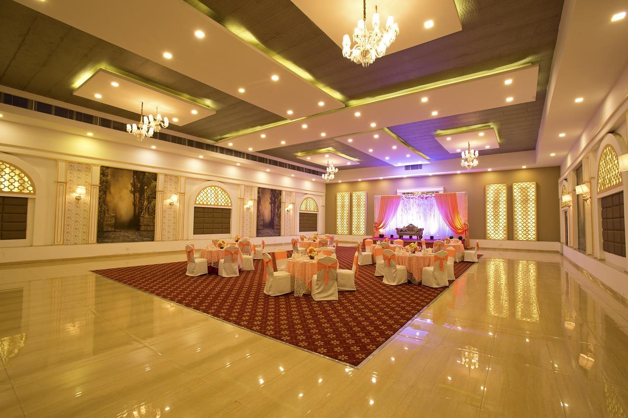 Inde Hotel Chattarpur 新德里 外观 照片
