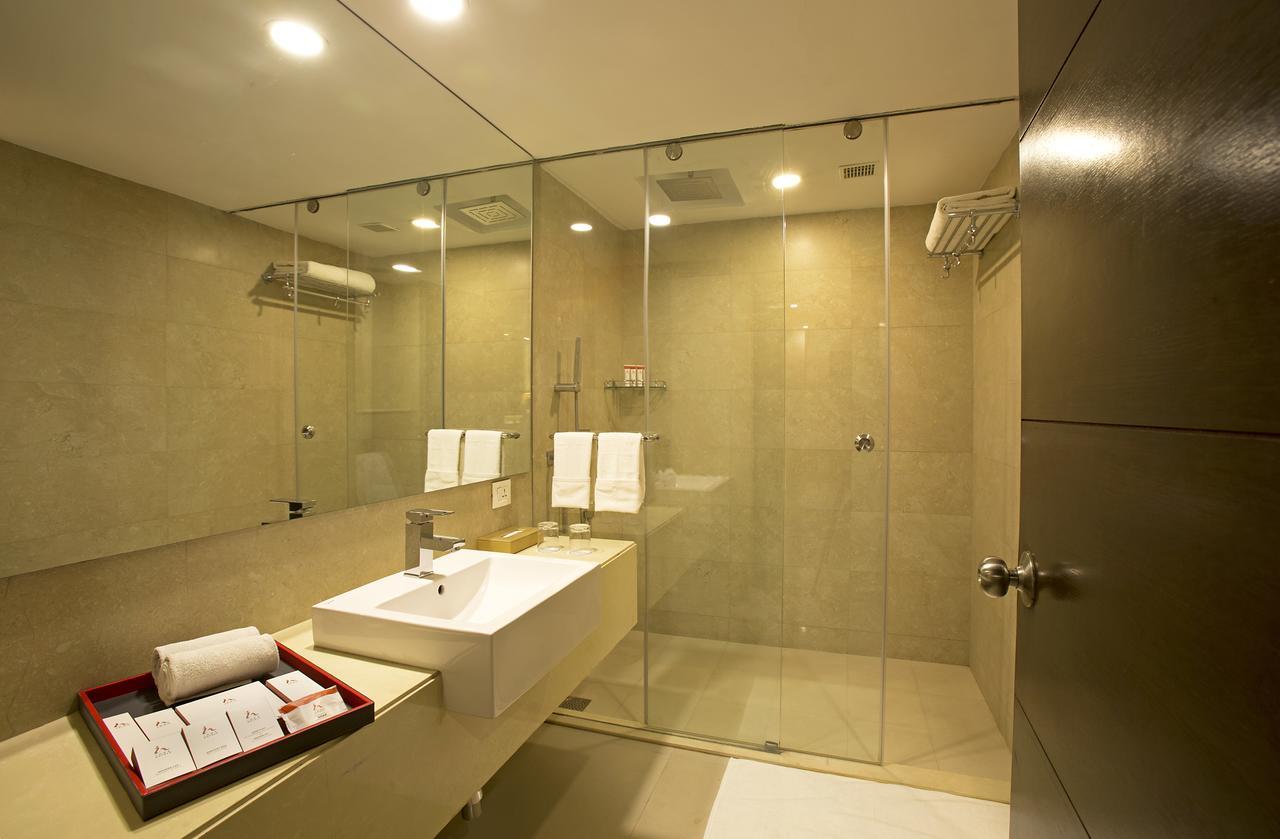 Inde Hotel Chattarpur 新德里 外观 照片